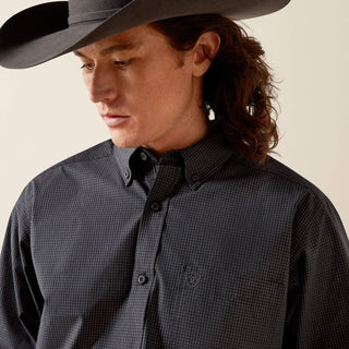 Camisa Ariat Pro Series Thorin Fitted Black Caballero