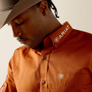 Camisa Ariat Team Logo Lightweight Twill Fitted Orange Red Caballero