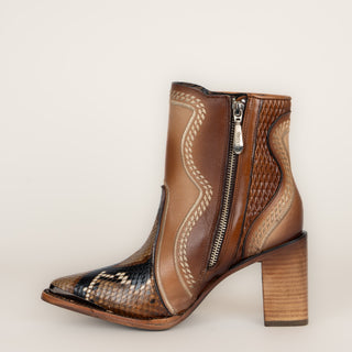 Botín Cuadra Pitón Belly Leonora Miel Dama