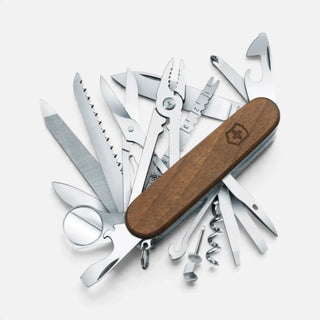 Navaja Victorinox Swiss Champ Wood