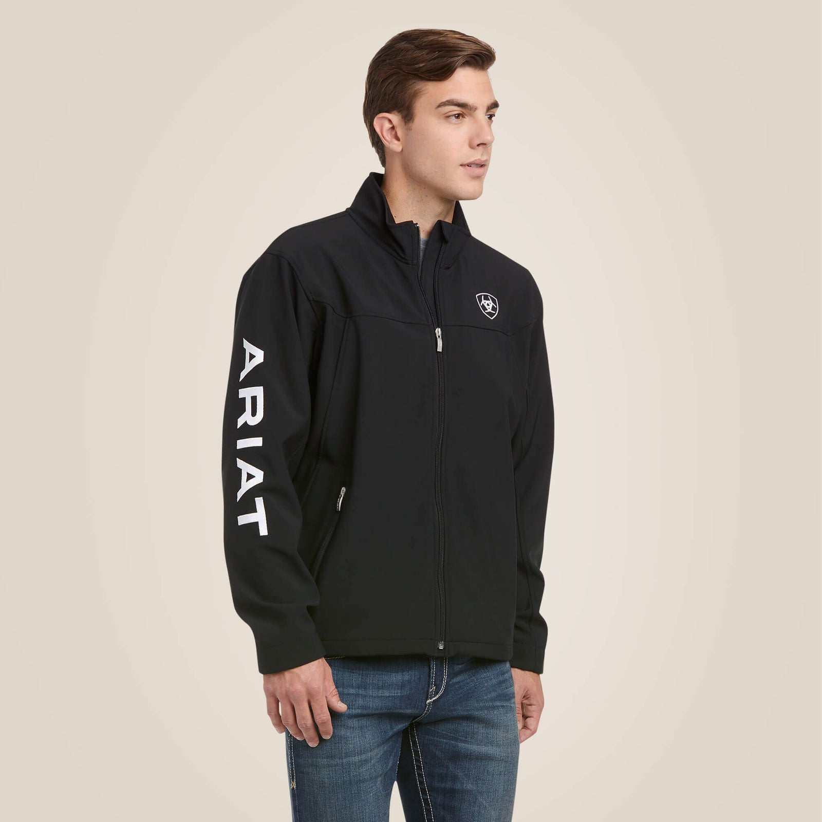 Chamarra Ariat New Team Softshell Negro Caballero