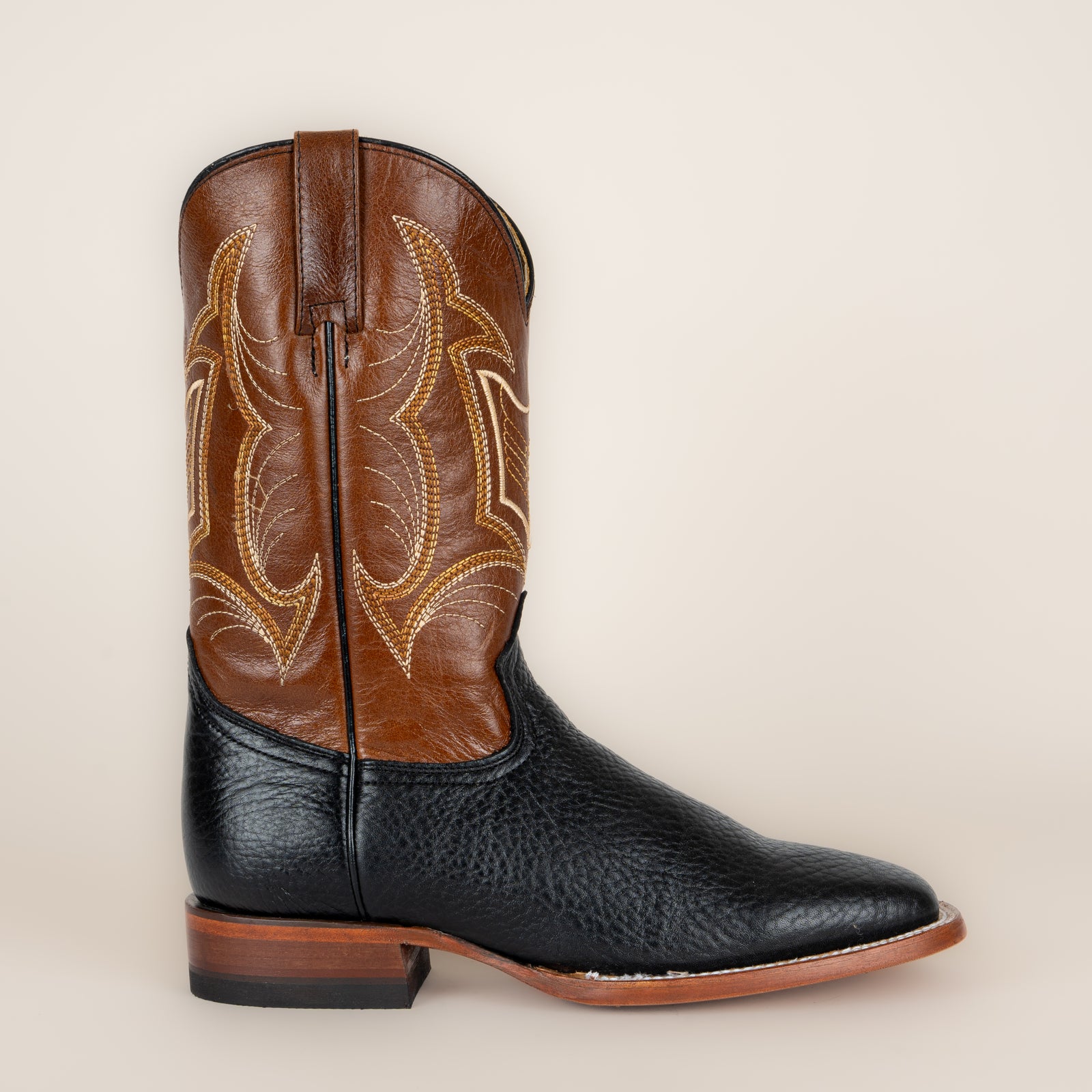 Bota Coyote Ranch Uruachi Shoulder Negro Cajeta Caballero