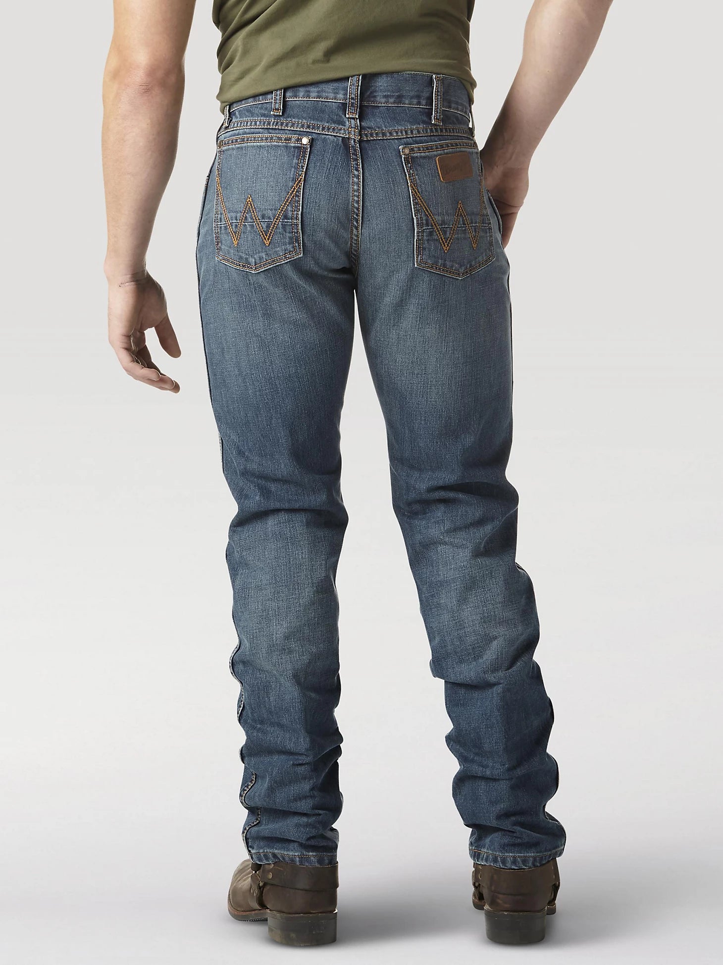 Jeans Wrangler Retro Slim Straight Rocky Top Caballero – Botas Chicho