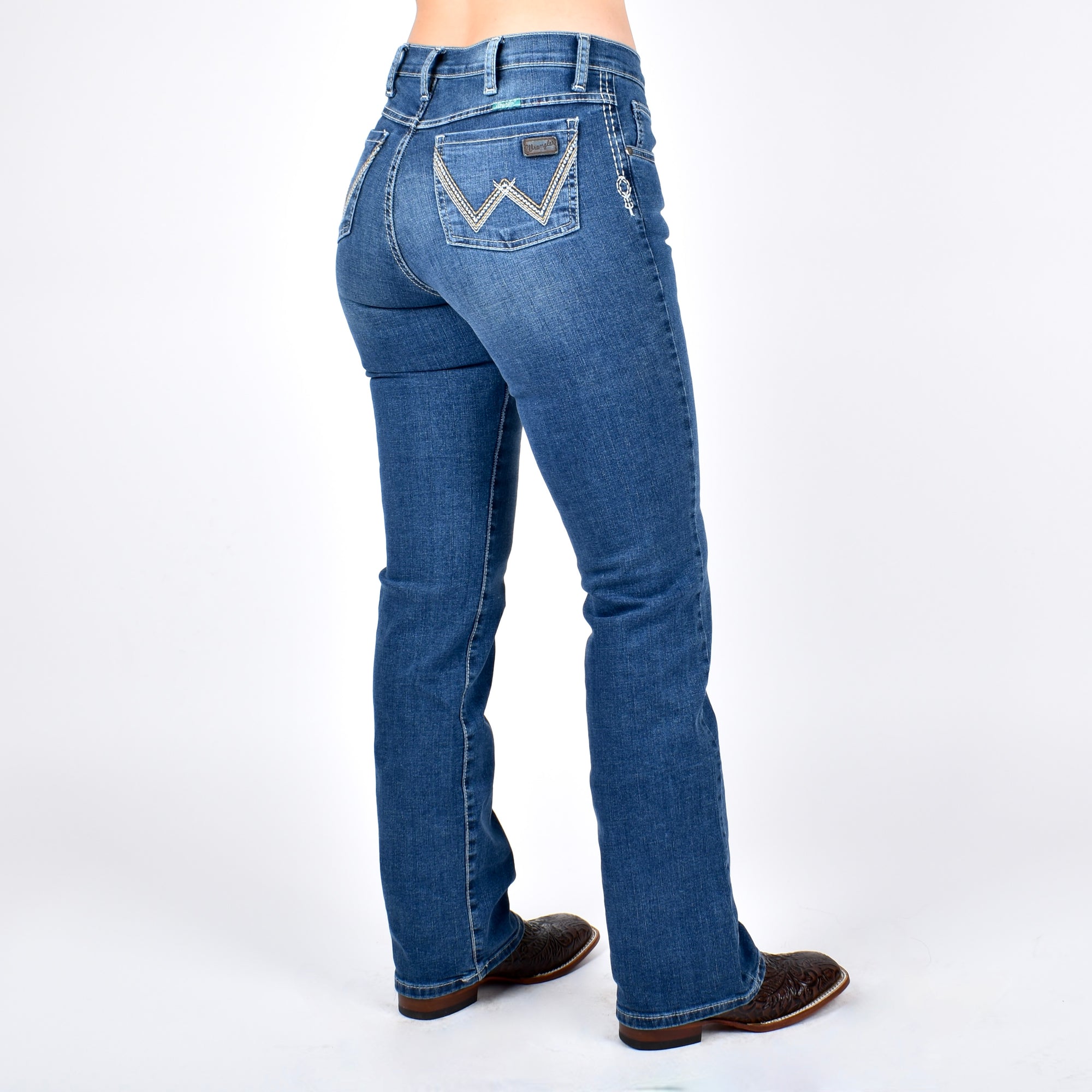 JEANS WRANGLER HIGH RISE CINTURA ALTA CORTE BOTA